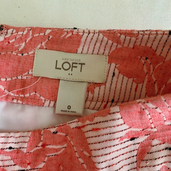 LOFT Skirt - Picture 2 of 2